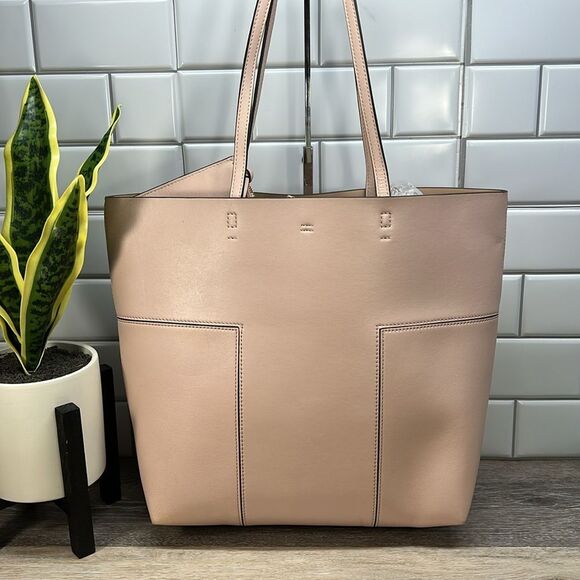Tory Burch Blush Large Tote with Pouch - Picture 2 of 14